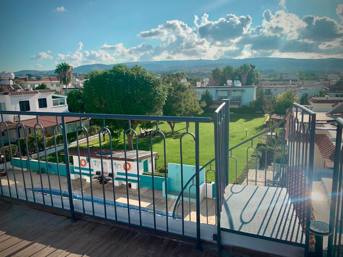 The Summer Haven Polis Exterior foto